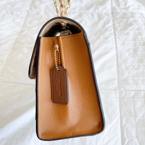 Coach Lane shoulder bag in Chalk/penny - Picture 8 of 15